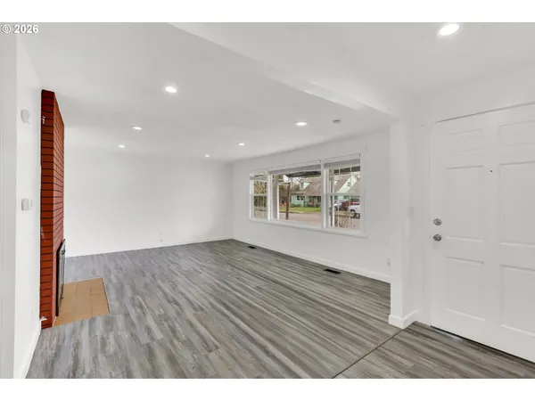 $495,000 | 597 Southeast 13th Avenue, Hillsboro, OR 97123