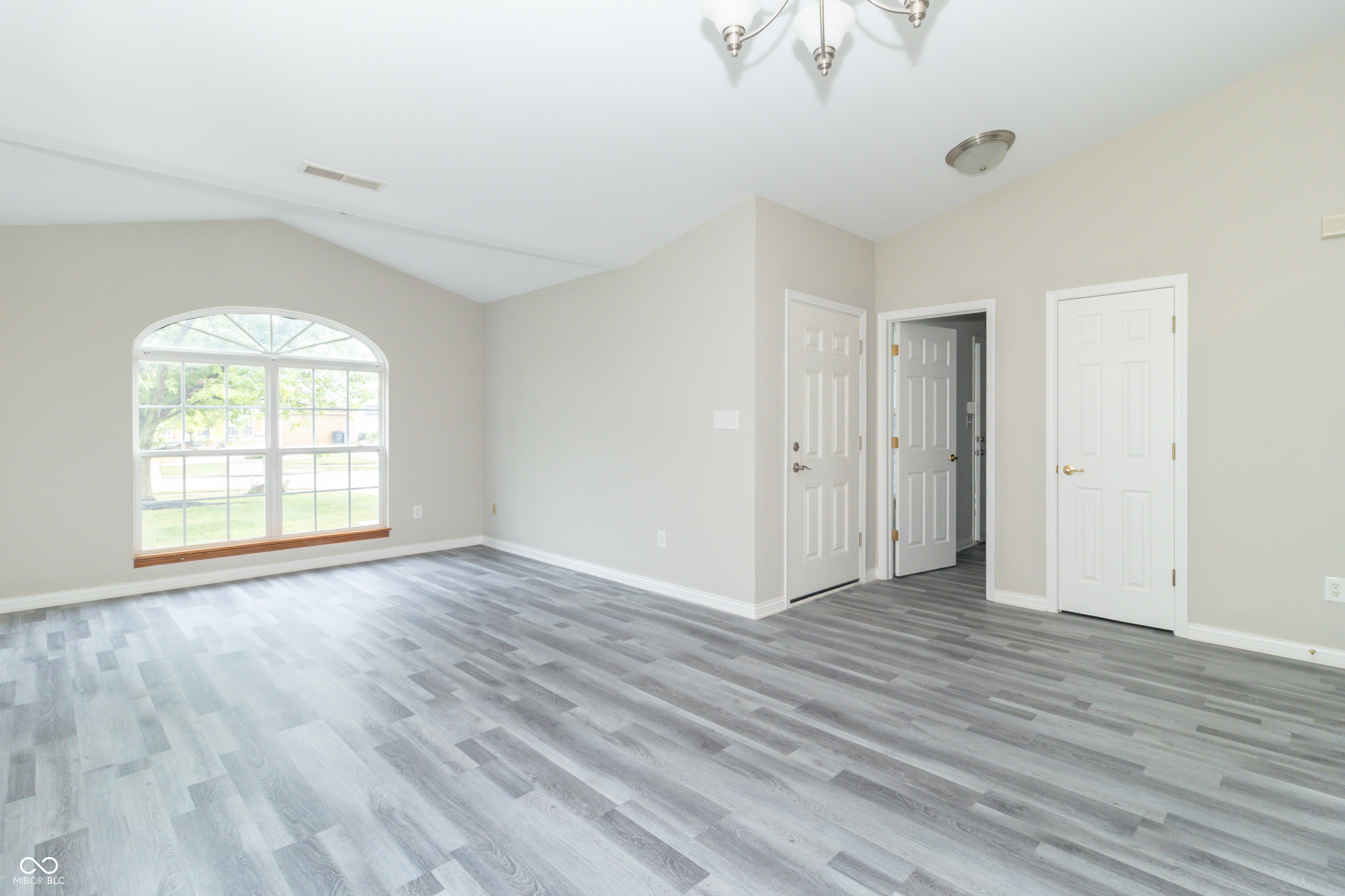 800 Webb Drive Greenfield, IN 46140 - Photo 5 of 24