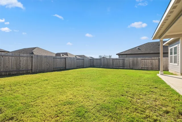 $399,990 | 520 Loriner Way, Liberty Hill, TX 78642