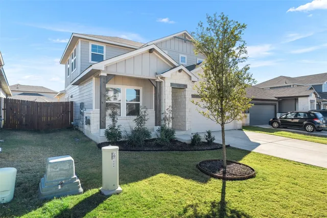 $399,990 | 520 Loriner Way, Liberty Hill, TX 78642