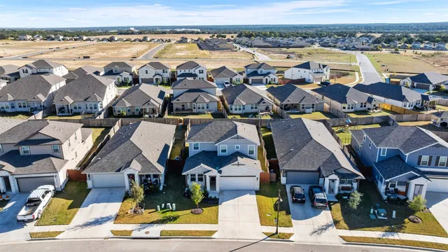 $399,990 | 520 Loriner Way, Liberty Hill, TX 78642