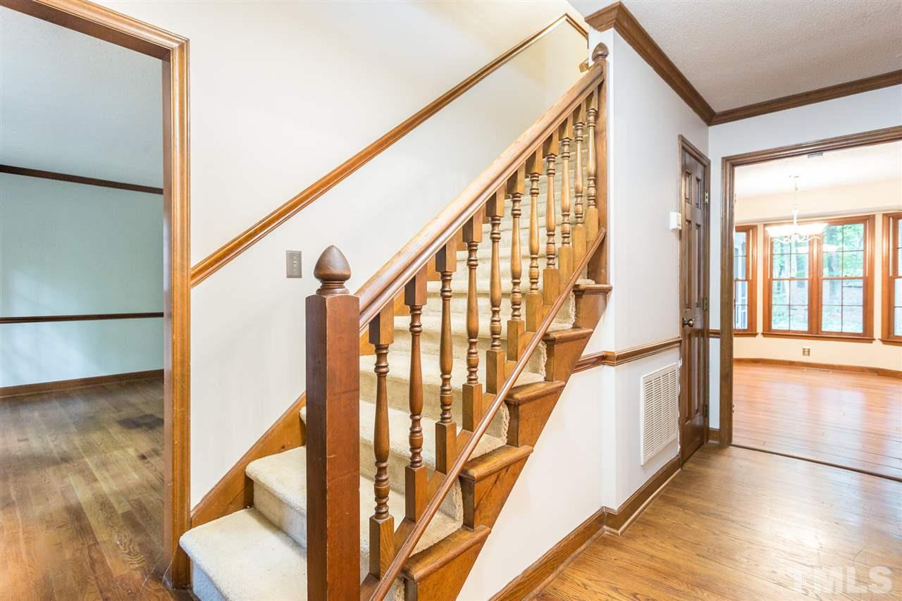 10005 Bavin Place Raleigh, NC 27613 - Photo 3 of 30
