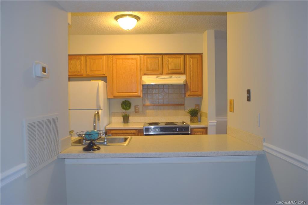 11026 Harrowfield Road Charlotte, NC 28226 - Photo 4 of 18 Gallery Image 4