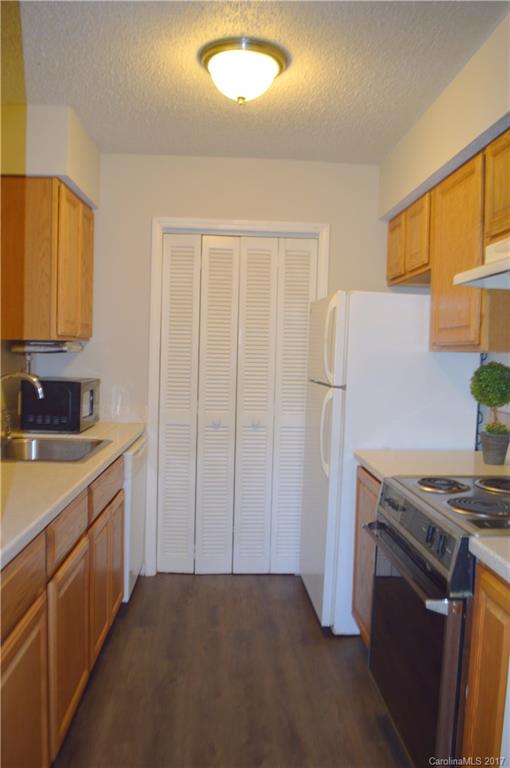 11026 Harrowfield Road Charlotte, NC 28226 - Photo 6 of 18 Gallery Image 6