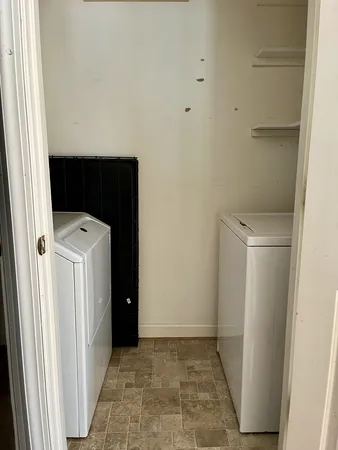 $2,400 | 2906 B Westmoreland Drive, Nashville, TN 37212