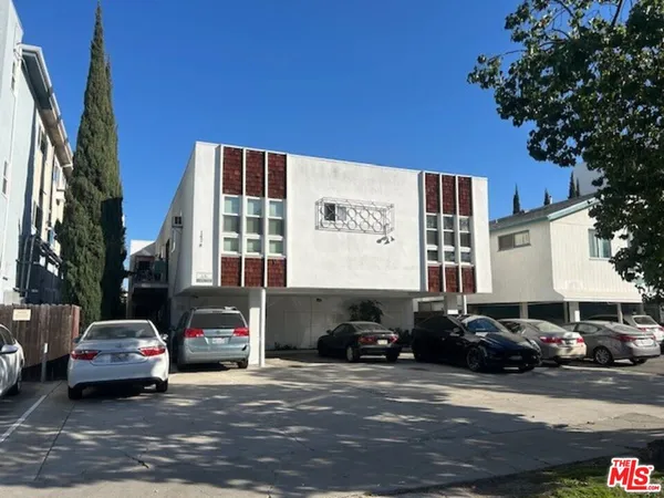 $2,485 | 1428 South Bedford Street, Unit 6, Los Angeles, CA 90035