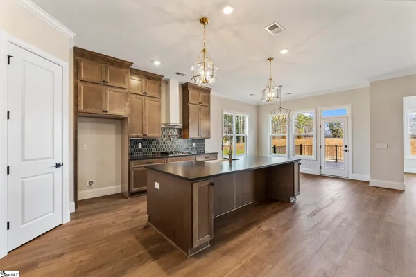 $977,000 | 205 Chandler Court, Easley, SC 29642