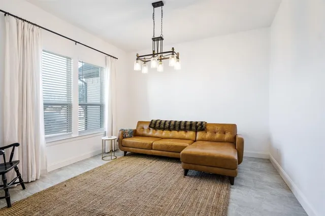 $3,250 | 1523 Carter Drive, Corsicana, TX 75109