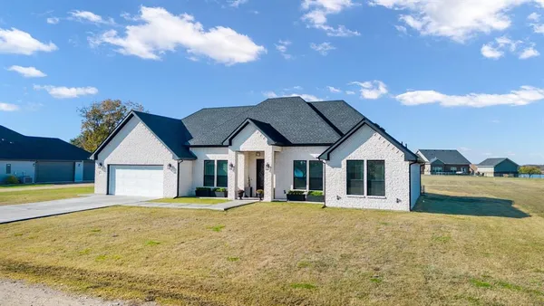 $3,250 | 1523 Carter Drive, Corsicana, TX 75109