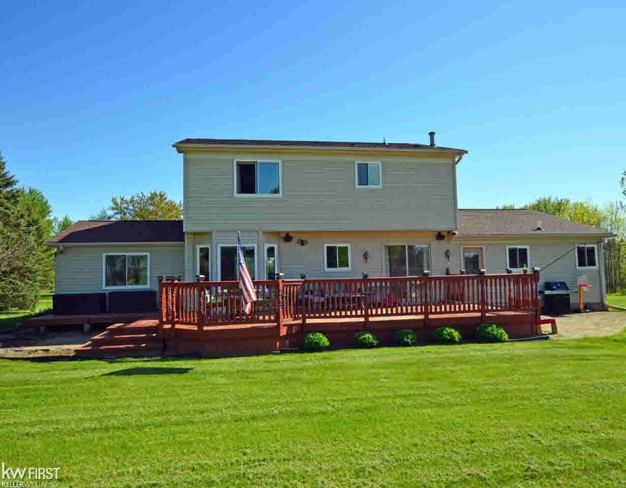 3468 West Ray Road Grand Blanc, MI 48439 - Photo 29 of 32 21297836-28.JPG