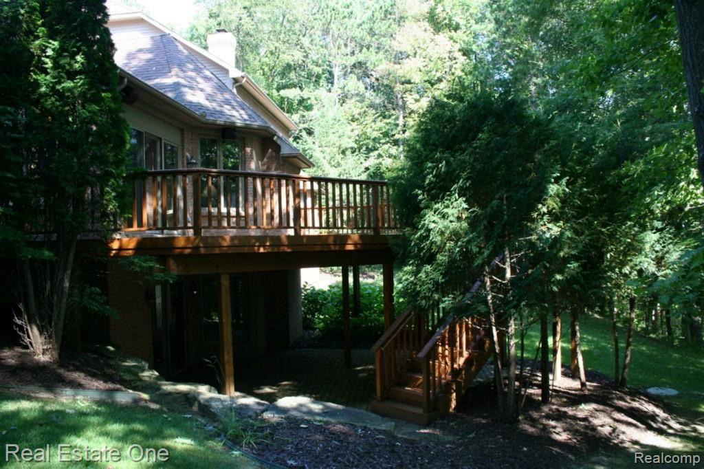 7811 Fieldstone Ridge Clarkston, MI 48348 - Photo 50 of 51 IMG_1680.jpg