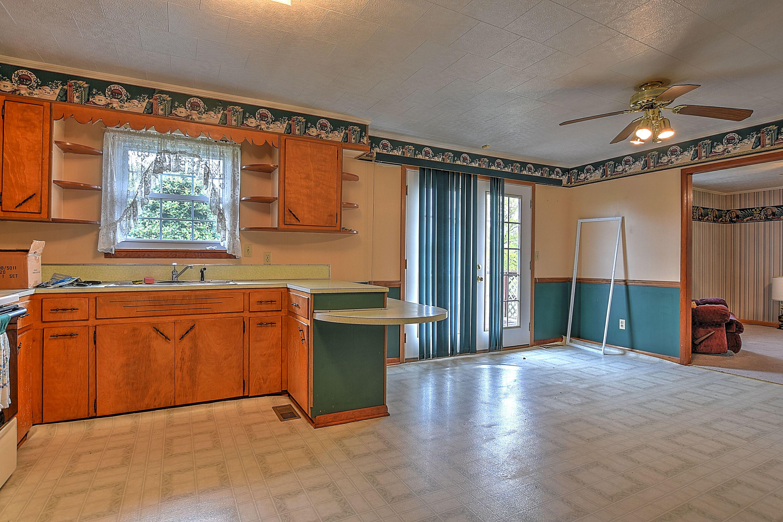4080 Ottway Road Greeneville, TN 37745 - Photo 10 of 77 4080 Ottway-15