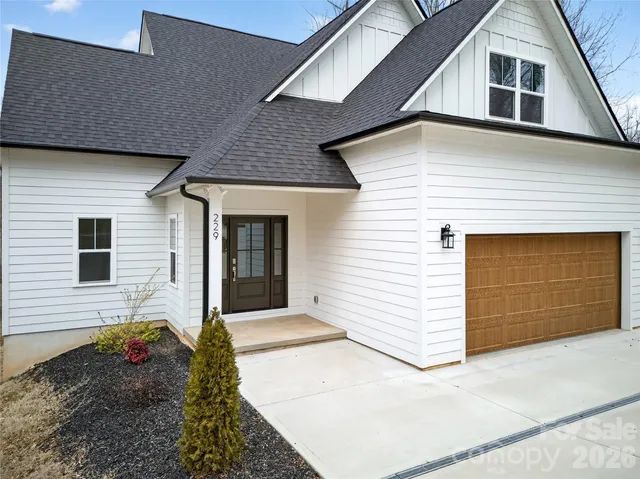 $550,000 | 229 Shenandoah Loop, Troutman, NC 28166