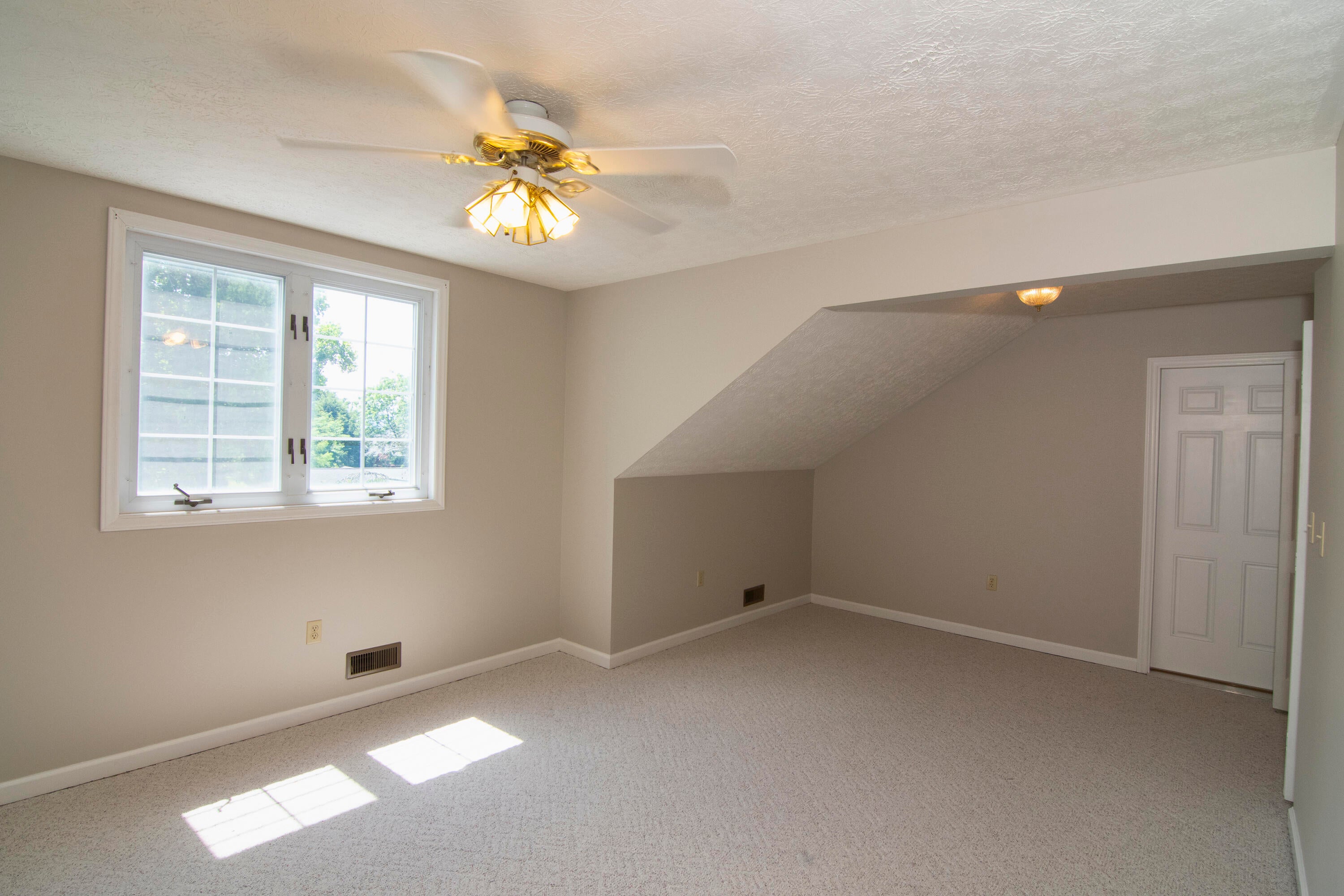 169 Crowfield Cir Road Lewisburg, WV 24901 - Photo 34 of 56 Gallery Image 34