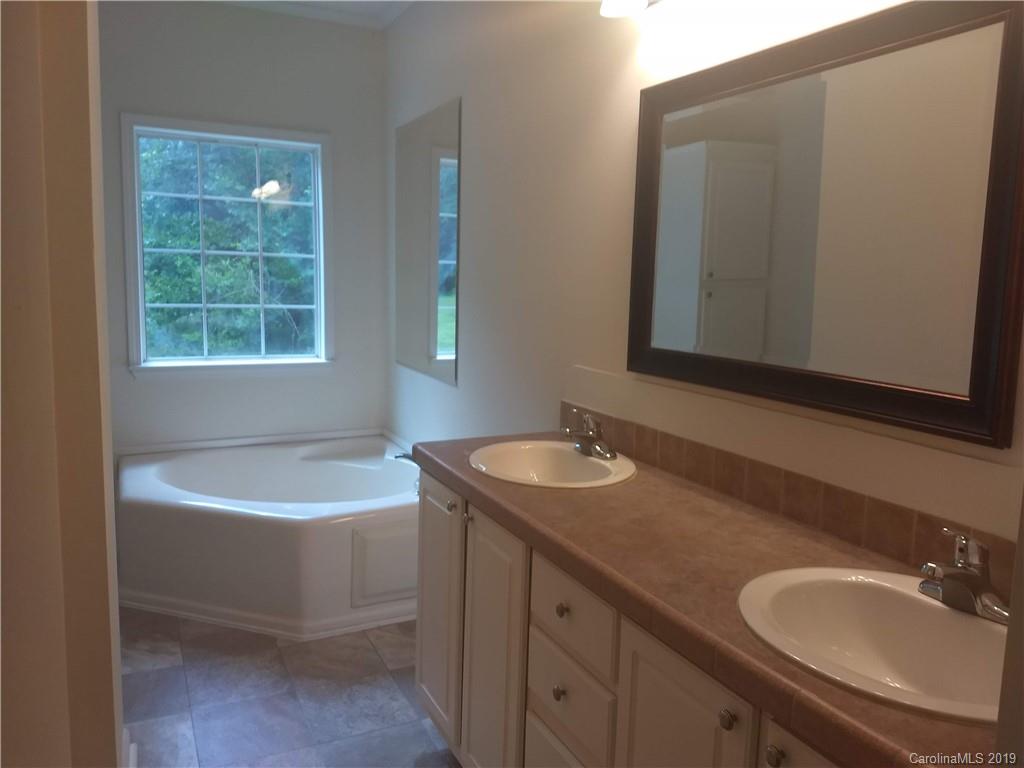 1495 State Rd S-29-301 Lancaster, SC 29720 - Photo 2 of 20