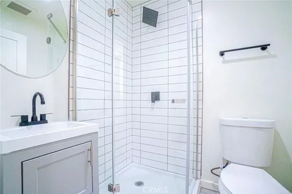 $2,195 | 6469 Calhoun Avenue, Van Nuys, CA 91401