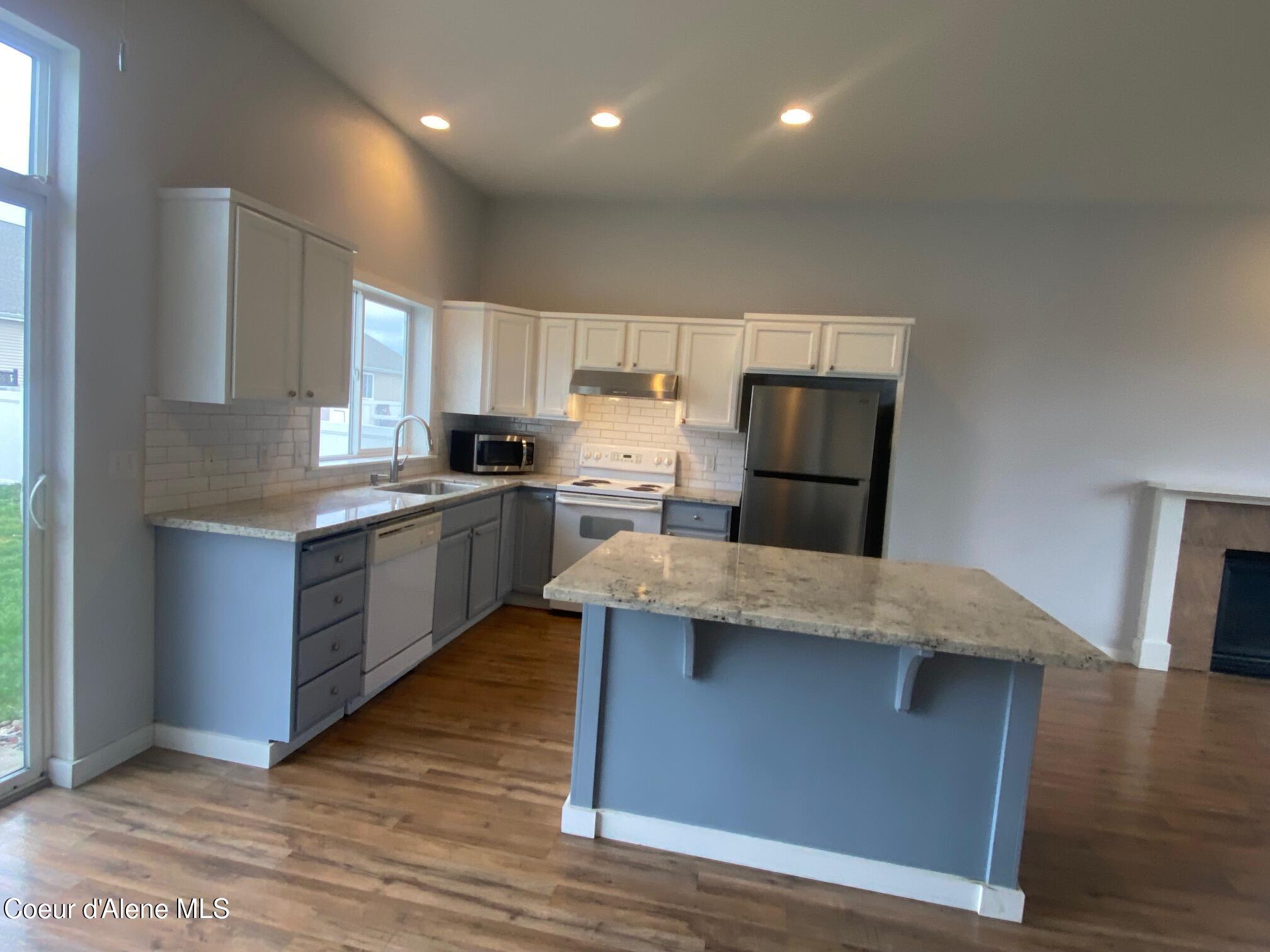 2517 West Timberlake Loop Coeur D'Alene, ID 83815 - Photo 5 of 13 IMG_0192