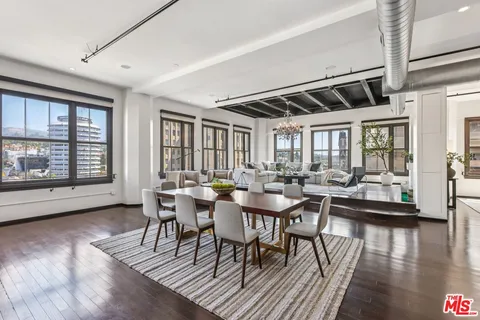 $1,495,000 | 1645 Vine Street, Unit 706, Los Angeles, CA 90028