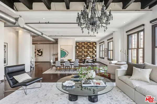 $1,495,000 | 1645 Vine Street, Unit 706, Los Angeles, CA 90028