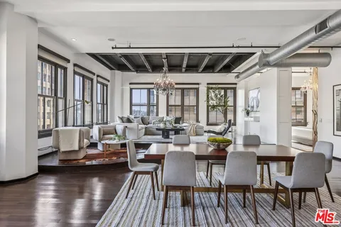 $1,495,000 | 1645 Vine Street, Unit 706, Los Angeles, CA 90028