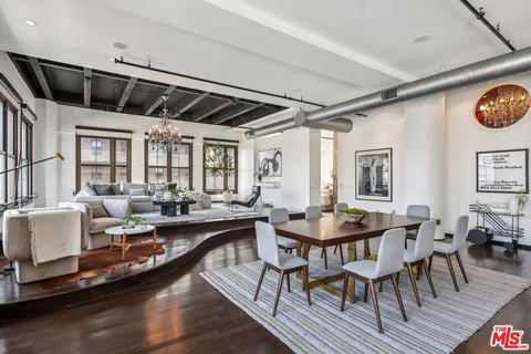 $1,495,000 | 1645 Vine Street, Unit 706, Los Angeles, CA 90028