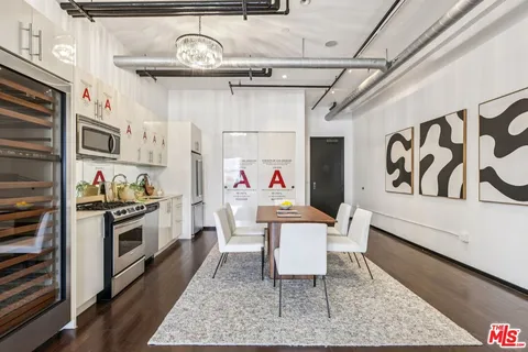$1,495,000 | 1645 Vine Street, Unit 706, Los Angeles, CA 90028