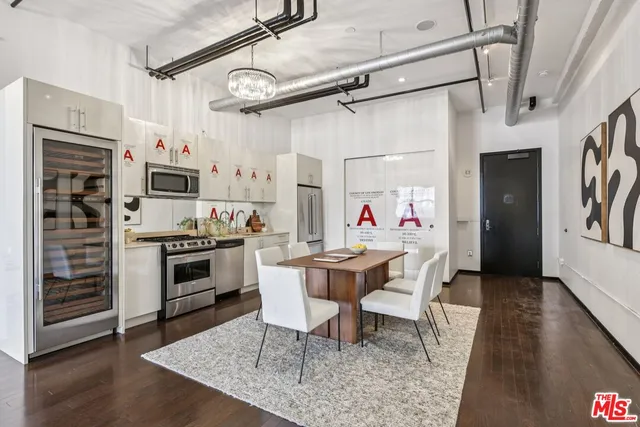 $1,495,000 | 1645 Vine Street, Unit 706, Los Angeles, CA 90028