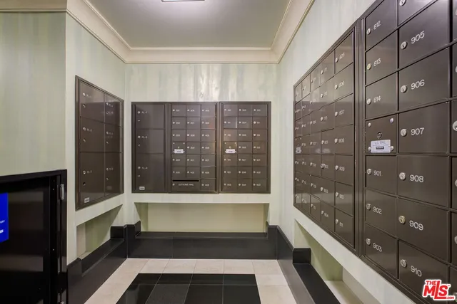 $1,495,000 | 1645 Vine Street, Unit 706, Los Angeles, CA 90028