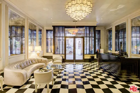 $1,495,000 | 1645 Vine Street, Unit 706, Los Angeles, CA 90028