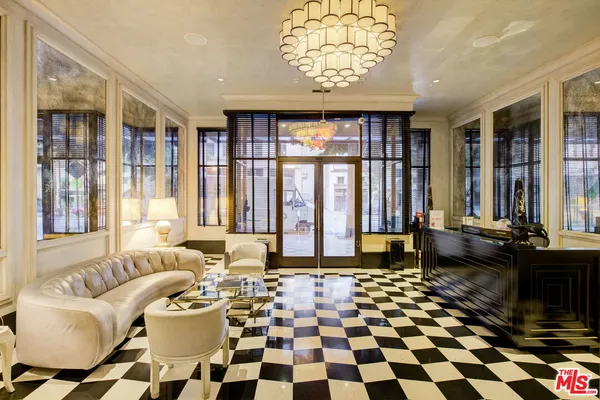 $1,495,000 | 1645 Vine Street, Unit 706, Los Angeles, CA 90028