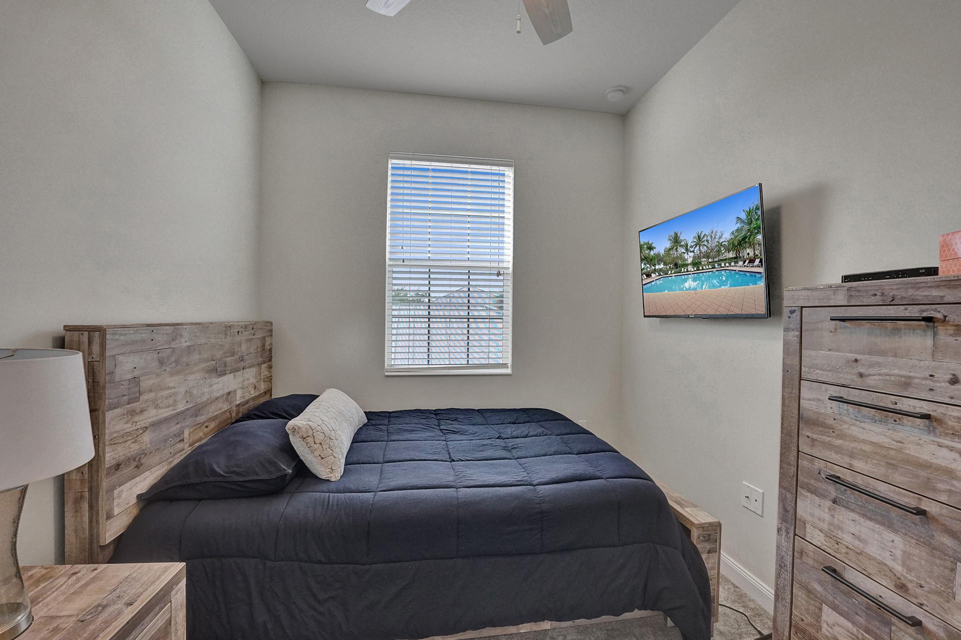 1172 Islamorada Drive Jupiter, FL 33458 - Photo 33 of 42 a living room with furniture and a wooden floor