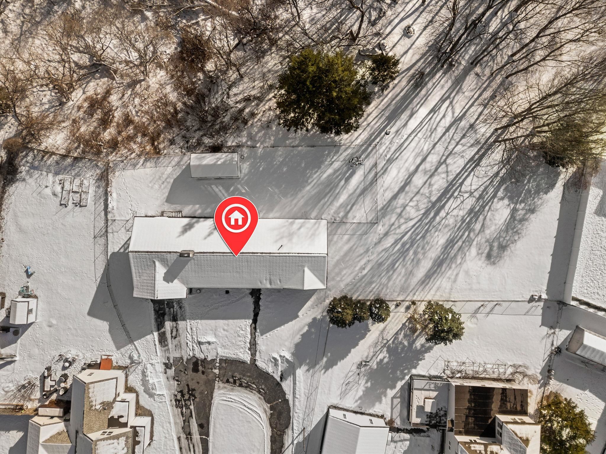 49 Lovell Street Nashua, NH 03060 - Photo 2 of 43