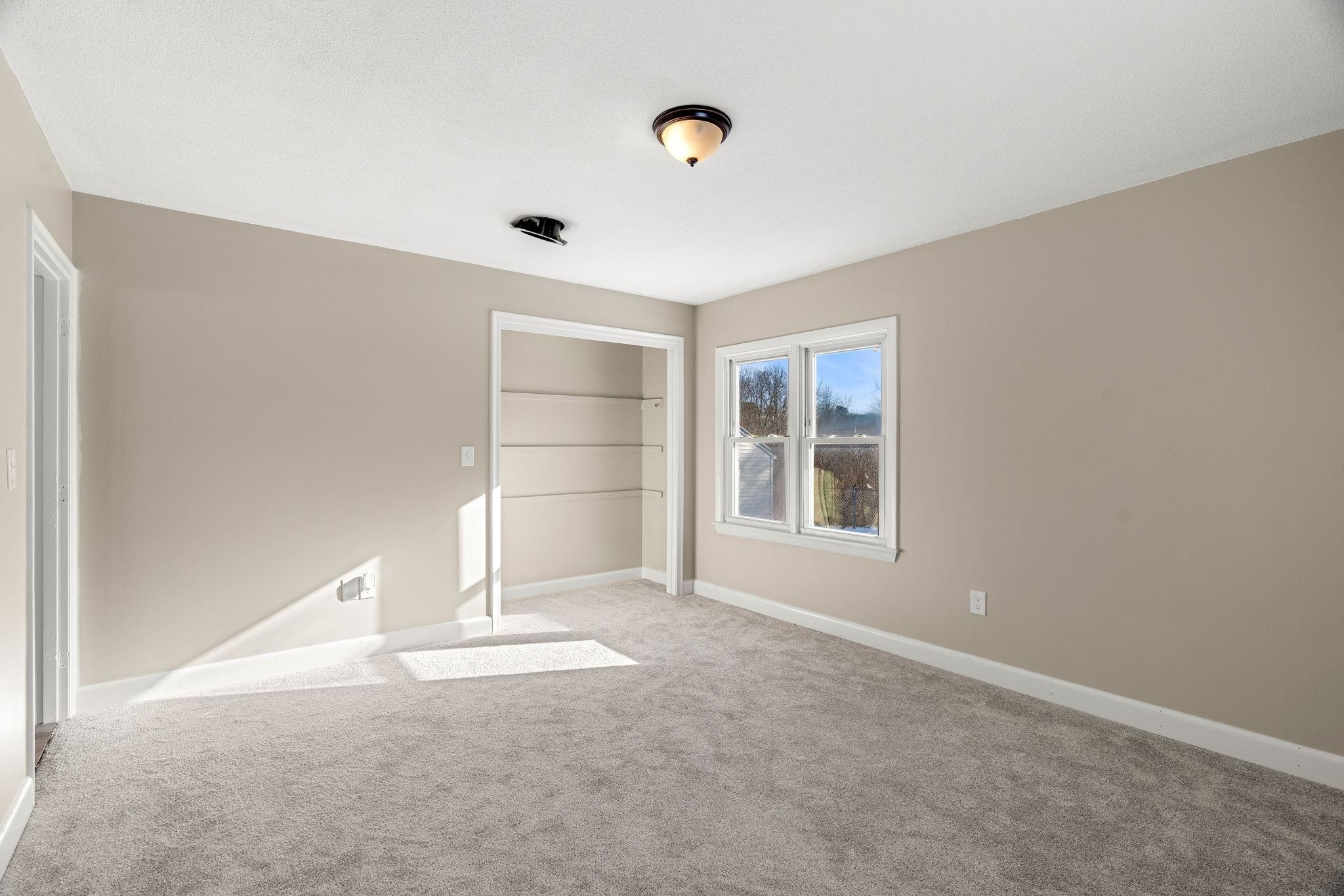 49 Lovell Street Nashua, NH 03060 - Photo 25 of 43