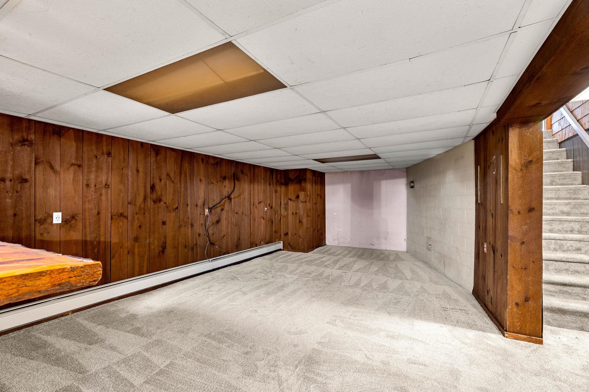 49 Lovell Street Nashua, NH 03060 - Photo 35 of 43