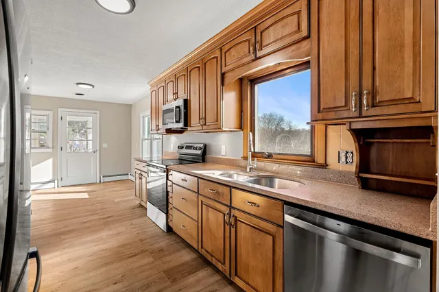 $559,000 | 49 Lovell Street, Nashua, NH 03060