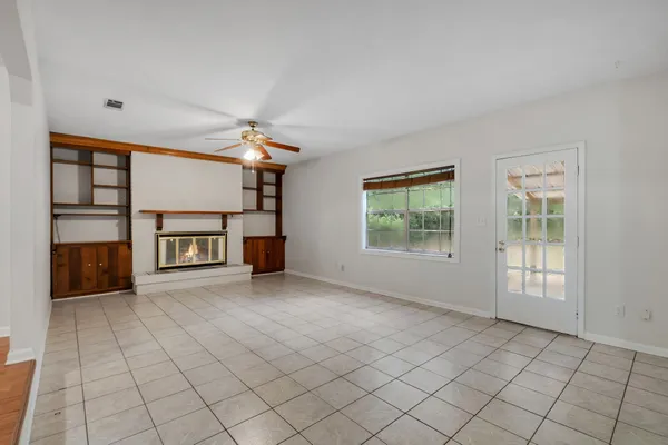 $299,999 | 212 Meridianna Drive, Tallahassee, FL 32312