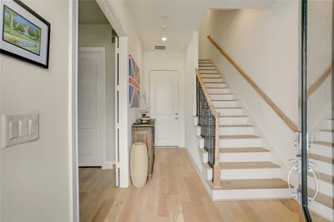 $587,000 | 3317 West 11th Street, Houston, TX 77008