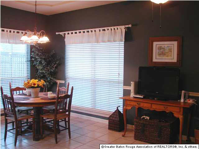 17512 Beckfield Avenue Baton Rouge, LA 70817 - Photo 4 of 14 Gallery Image 4