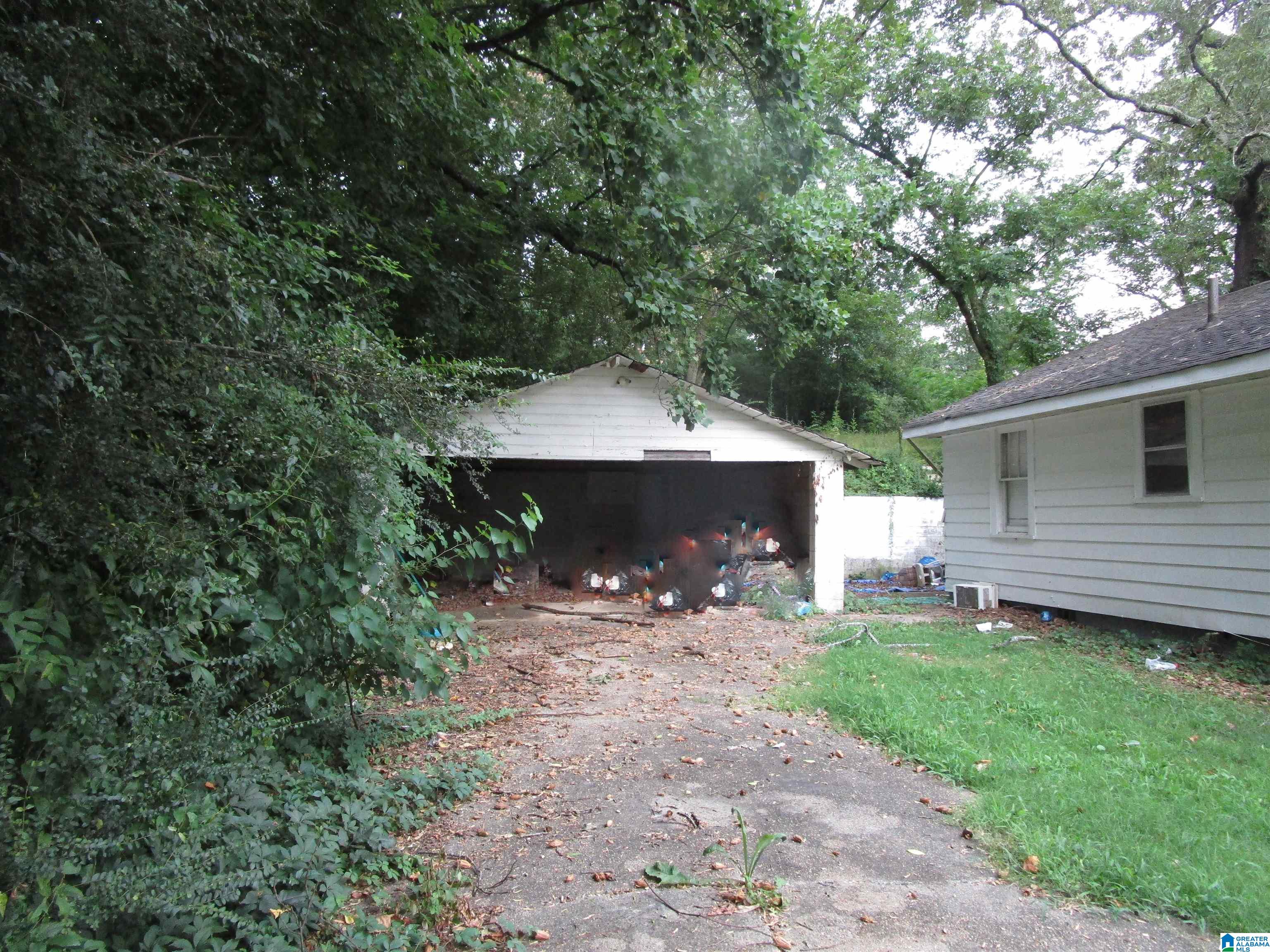 629 Blue Bell Road Birmingham, AL 35214 - Photo 4 of 4