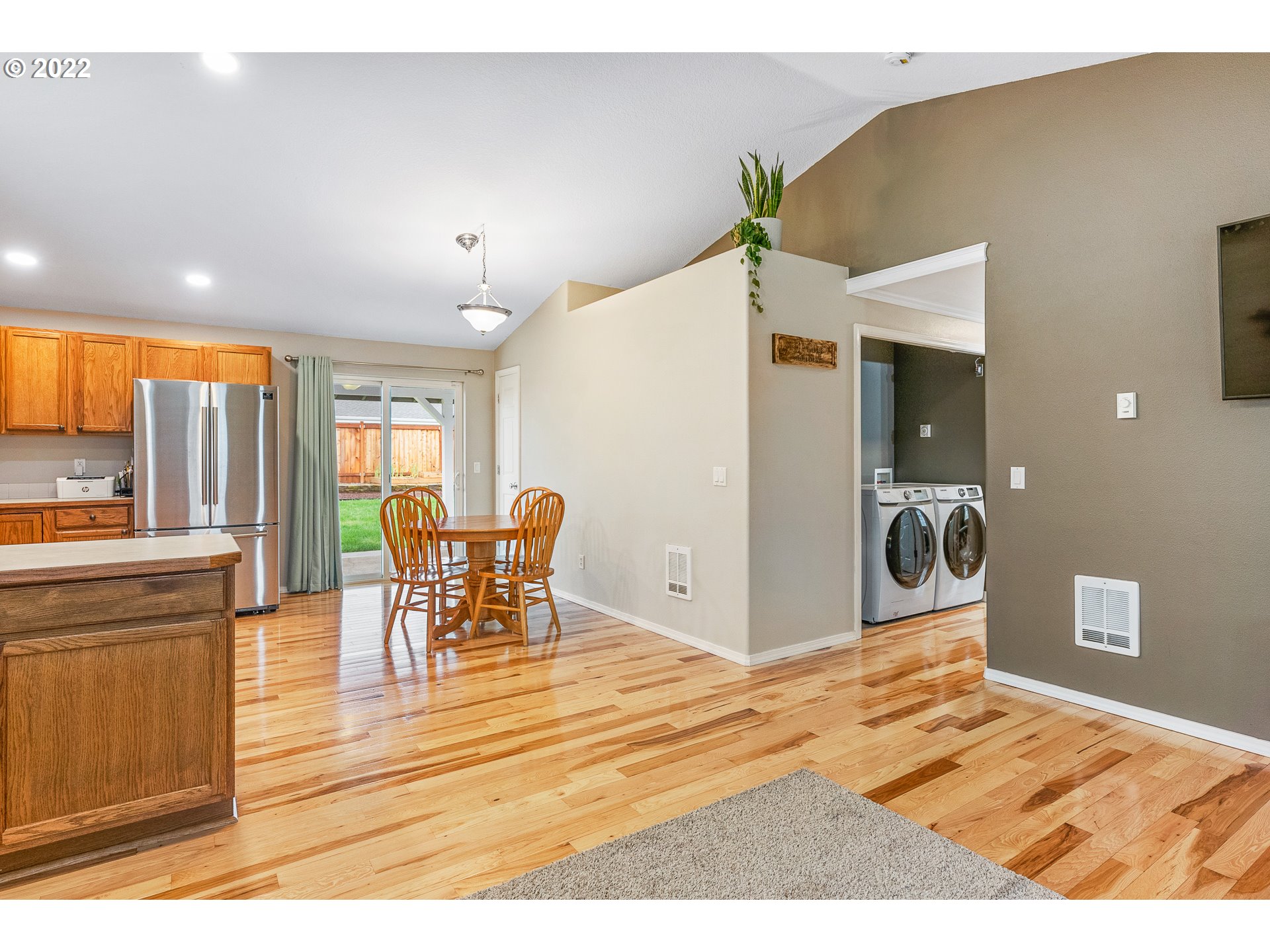 43 Honer Loop Creswell, OR 97426 - Photo 8 of 31 Gallery Image 8