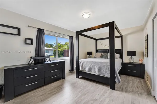 $5,300 | 1146 Northeast 17th Terrace, Unit 1146, Fort Lauderdale, FL 33304