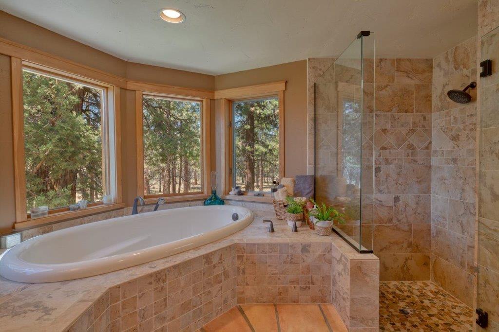 70150 Stevens Canyon Road Sisters, OR 97759 - Photo 28 of 59 23a