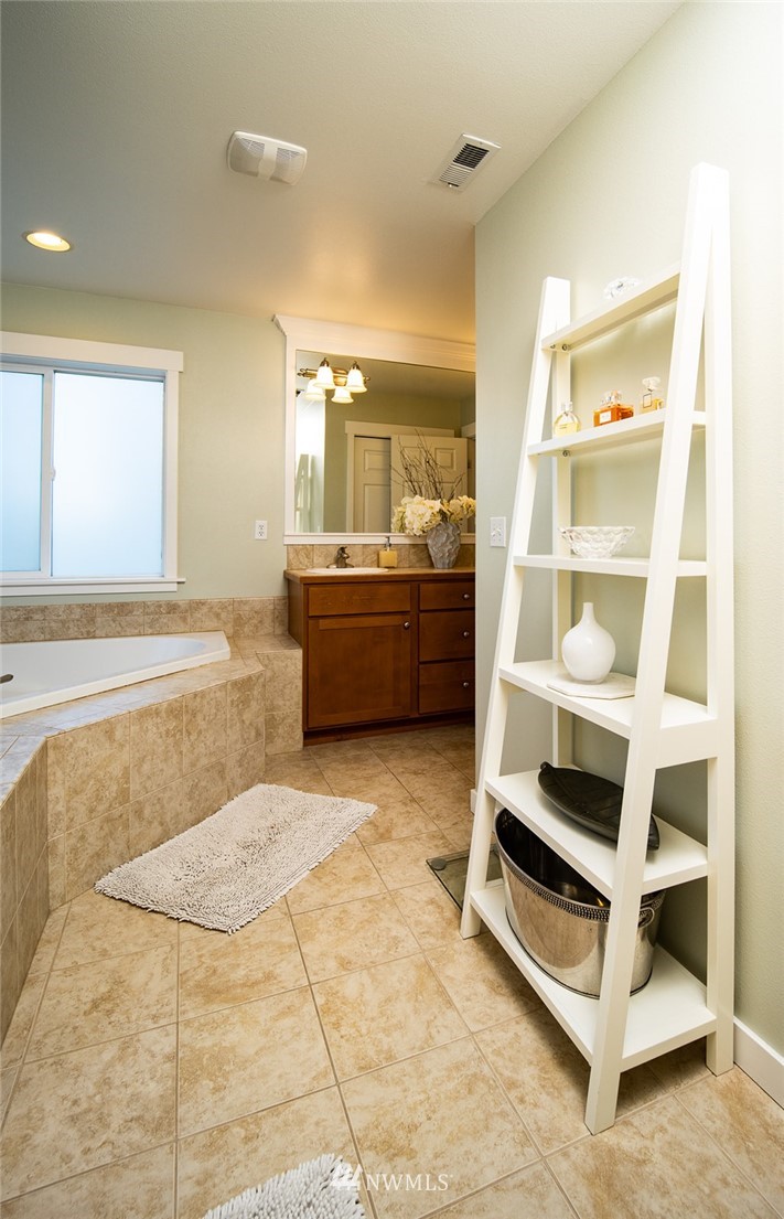 301 South 22nd Court Renton, WA 98055 - Photo 25 of 29 Gallery Image 25
