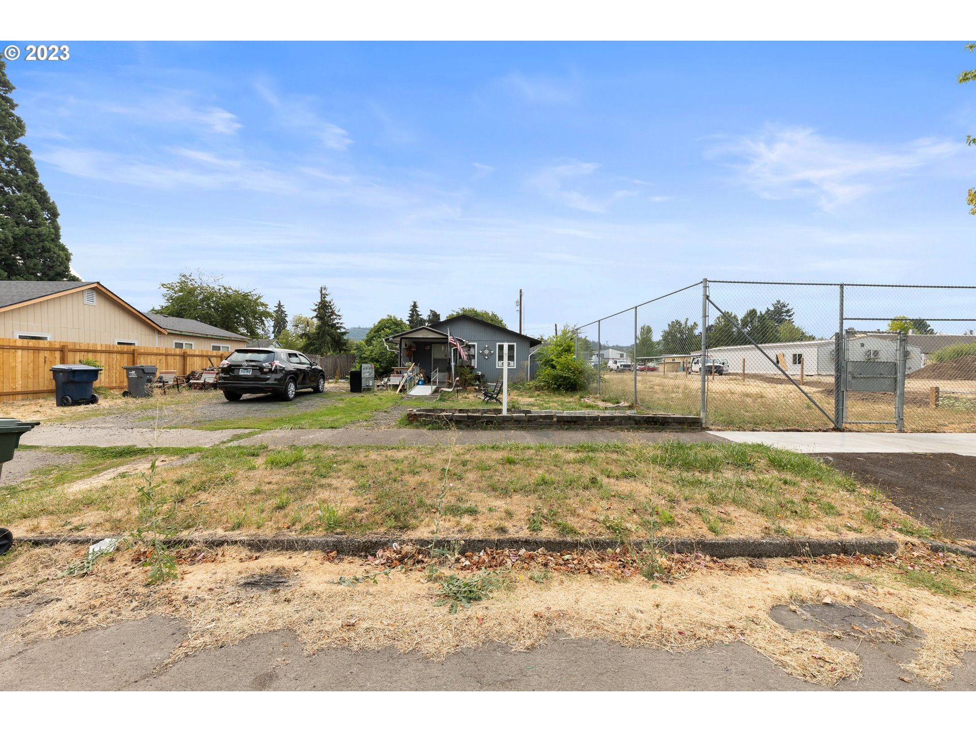 1111 D Street Springfield, OR 97477 - Photo 4 of 31