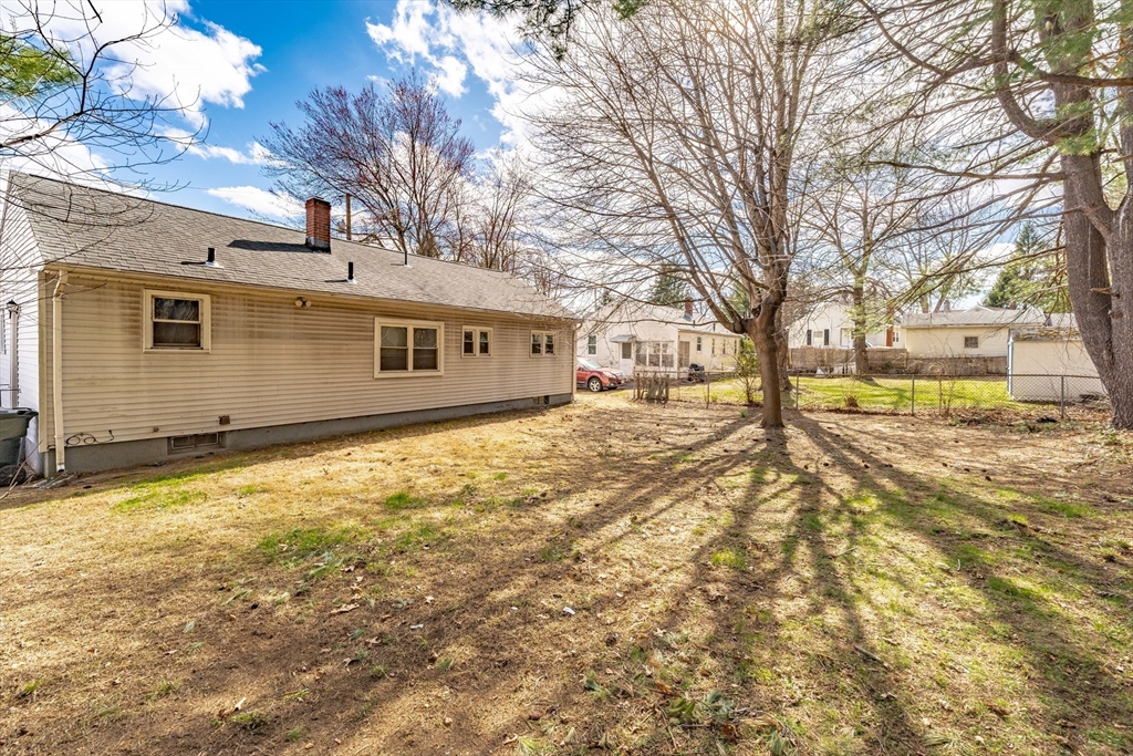 44 Gatewood Road Springfield, MA 01119 - Photo 23 of 25