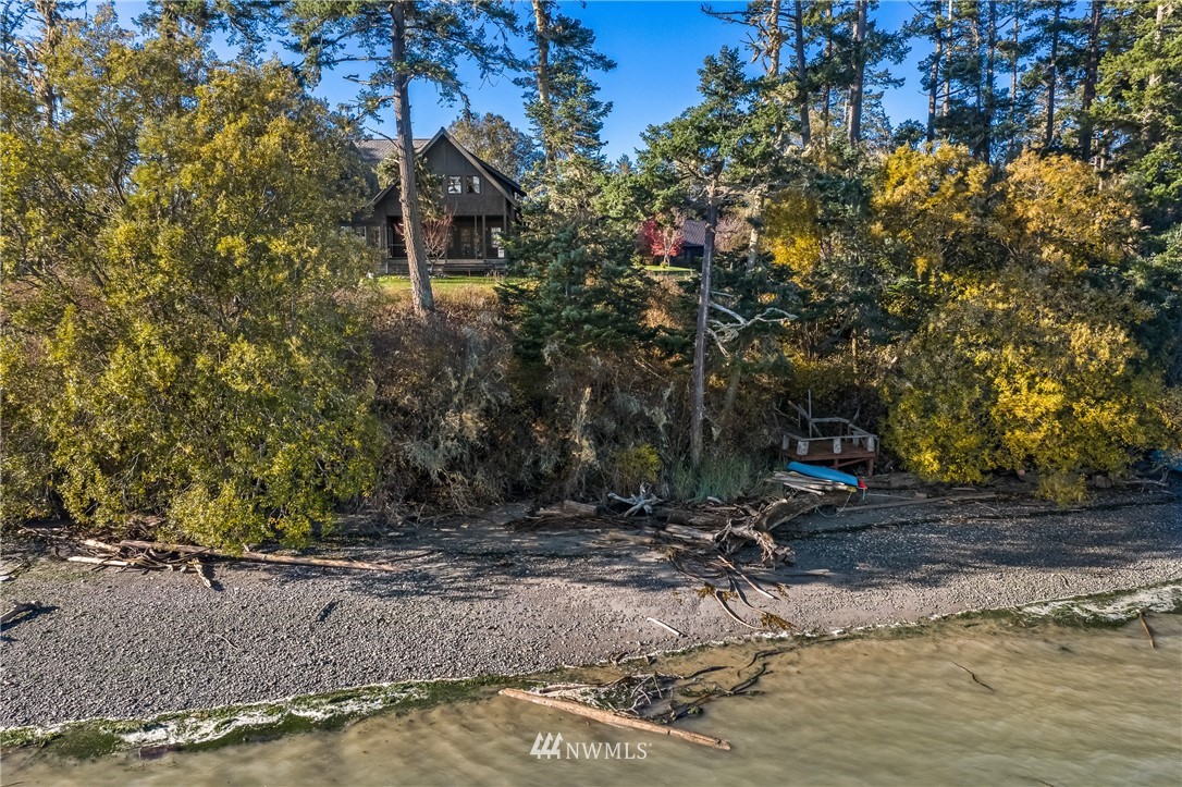 94 Bayshore Road Friday Harbor, WA 98250 - Photo 5 of 40 Gallery Image 5