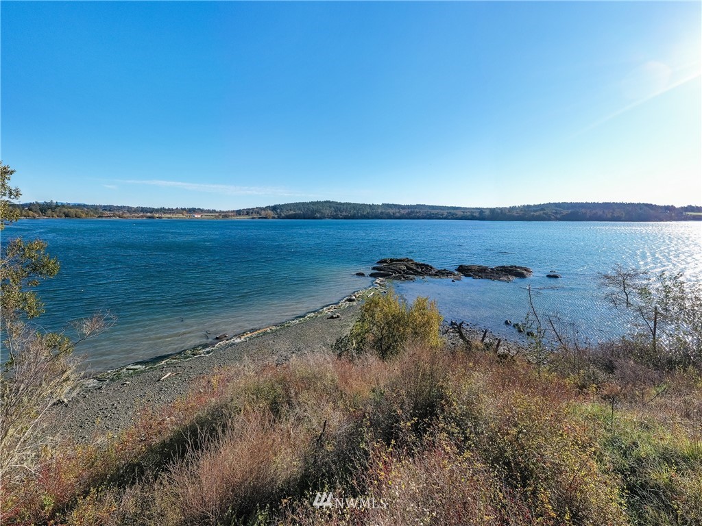 94 Bayshore Road Friday Harbor, WA 98250 - Photo 6 of 40 Gallery Image 6