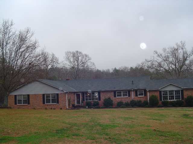 281 Riva Ridge Road Spartanburg, SC 29302 - Photo 1 of 9
