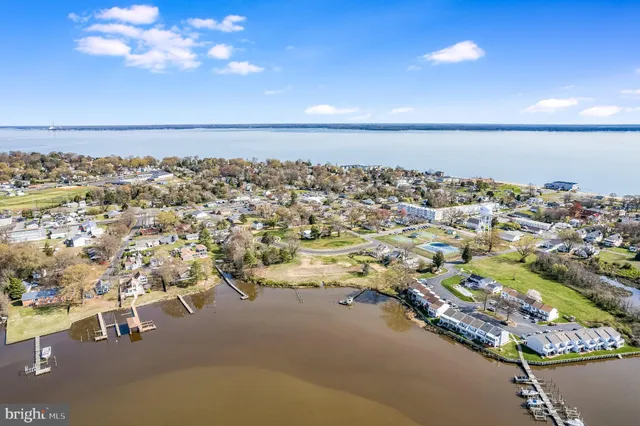a view of a workspace