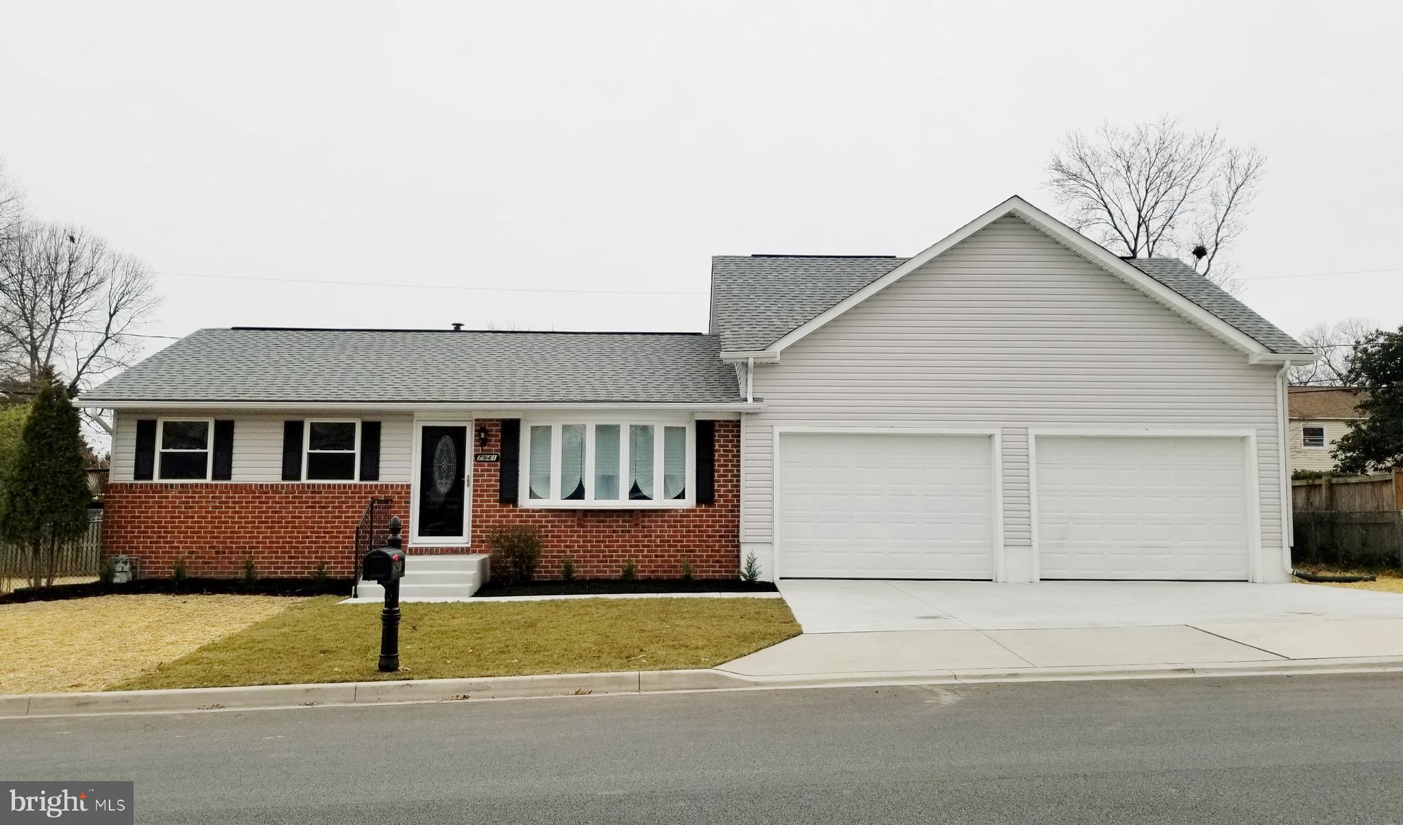 7941 East Shore Road Pasadena, MD 21122 - Photo 1 of 28 Beautiful Home For You!